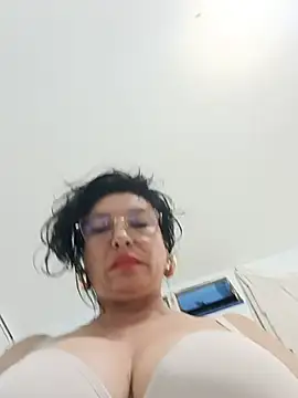katysquirtdirty: απευθείας συνομιλία ΧΧΧ