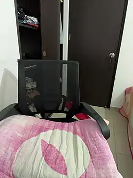 JX7NOVA Adlı Modelin Canlı XXX Sohbeti