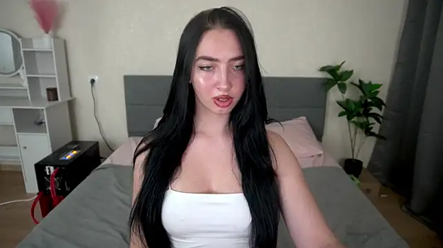 Chat +18 de WildKittenX_ ao vivo