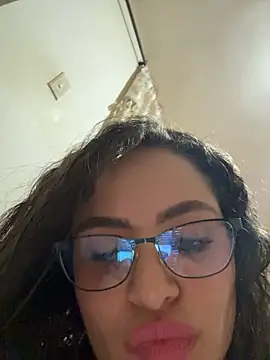Tayler_Kim Chat XXX live