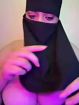 Zineb-bitchn Live XXX chat