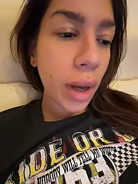 Chatroom XXX en direct de Alexbrune