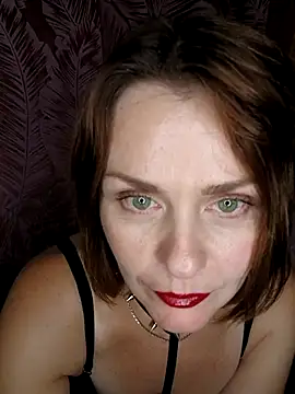 Hannykiss live XXX chat