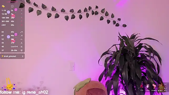 renee_shelby_'s Live XXX Chat