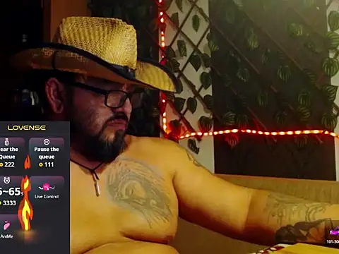 XXX chat uživo modela mr_wolf46