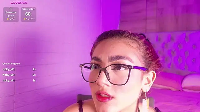 Nezukoo_1's Live XXX Chat
