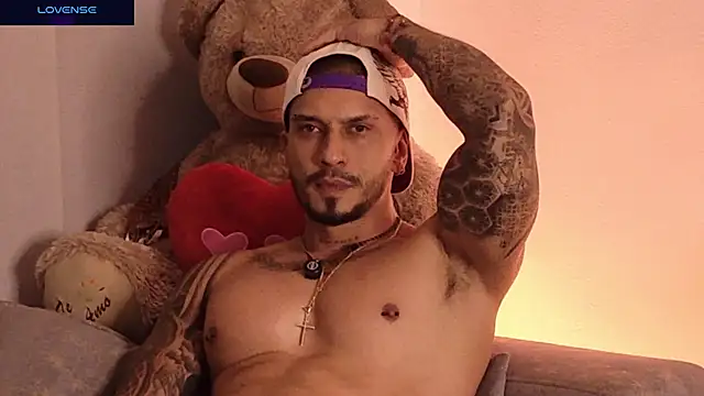Seth_Vegaa Adlı Modelin Canlı XXX Sohbeti