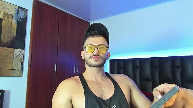 Marcus_lafourt Chat XXX in diretta