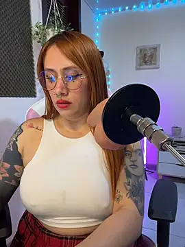 Luna_Paris_'s Live XXX Chat