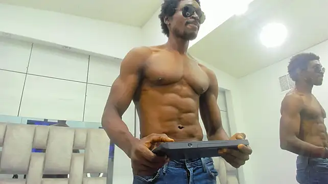 derek_raser's Live XXX Chat