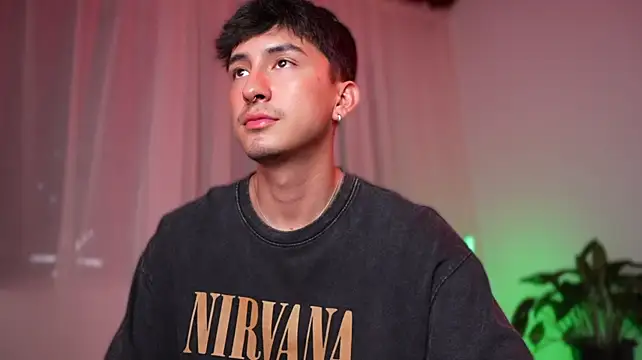 sweettaaron01 élő XXX-chatje