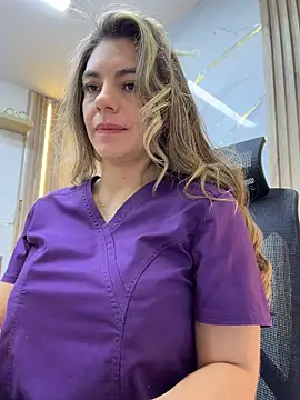 Онлайн чат XXX alicee16