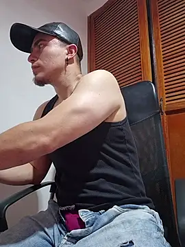 TouchDaddy4 Live XXX-Chat