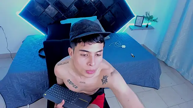 Živý XXX chat Dante_Blake_