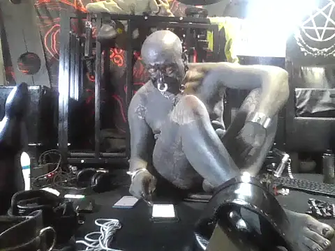 XXX chat uživo modela wormobject