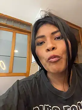 Chat +18 de Emilly__Bown_ ao vivo