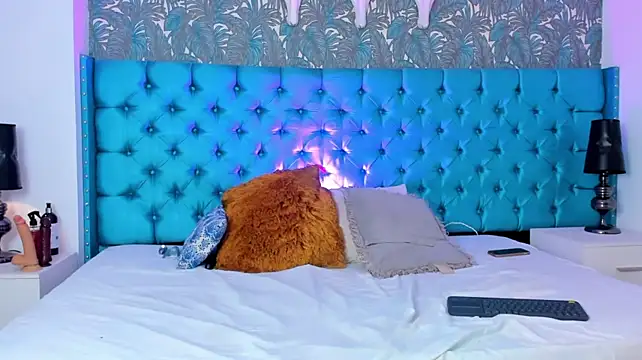 Chat +18 de PariisRoa ao vivo