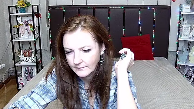 Chat +18 de MeganPirs ao vivo