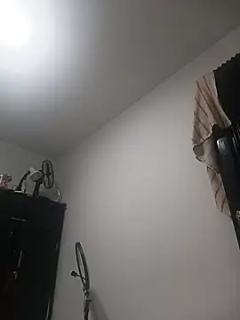 Chat +18 de candy69- ao vivo