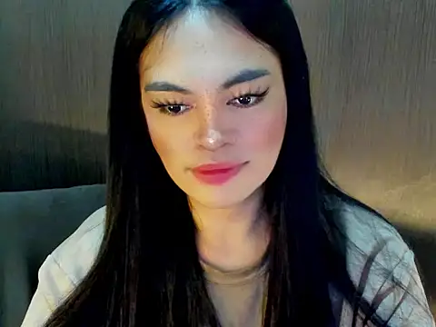 Sweetpeaxx Adlı Modelin Canlı XXX Sohbeti