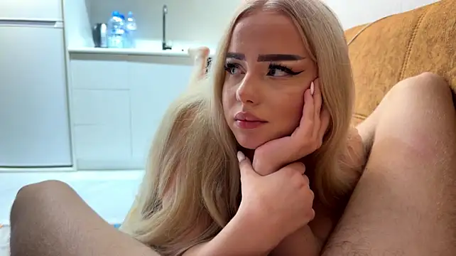 Živý XXX chat Blonde88888