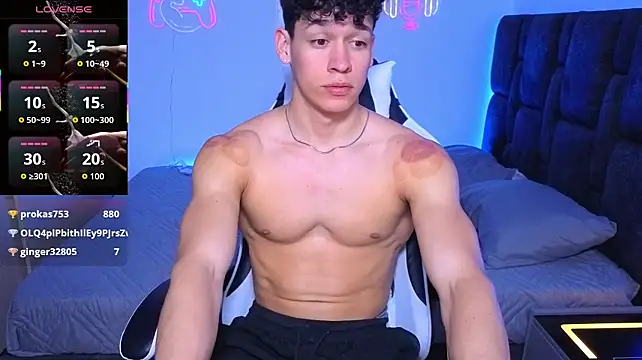دردشة Luke_Muscle الجنسية المباشرة