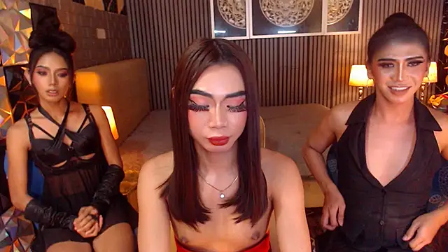 AudreyMilesTrans Adlı Modelin Canlı XXX Sohbeti