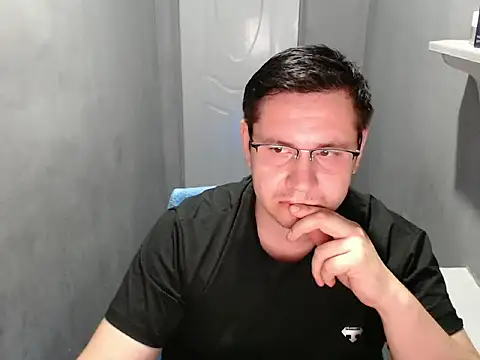 Chat XXX en directo de Max_Marlinn