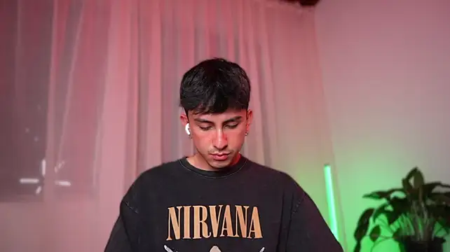 sweettaaron01 라이브 XXX 채팅