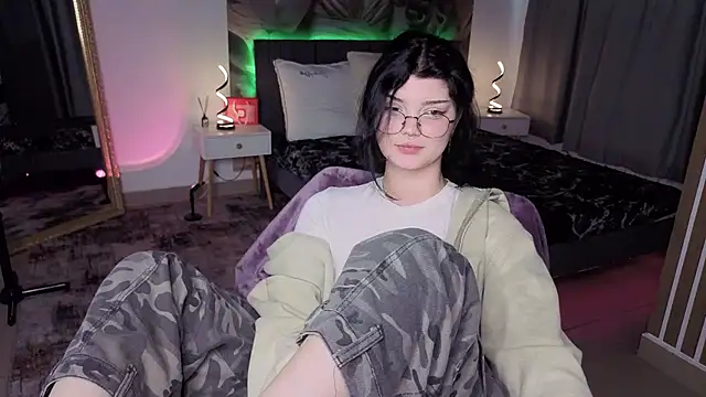 MileyRoodのライブXXXチャット