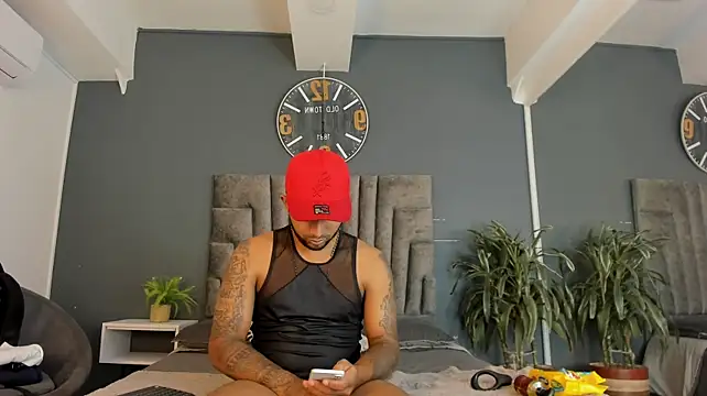 Chat +18 de Robin_Rief ao vivo