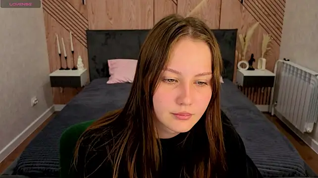 Chat +18 de Vanessa_Sinclairr ao vivo