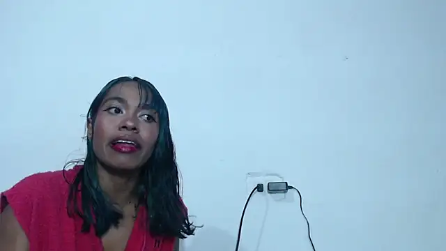 avaleri_cherry élő XXX-chatje