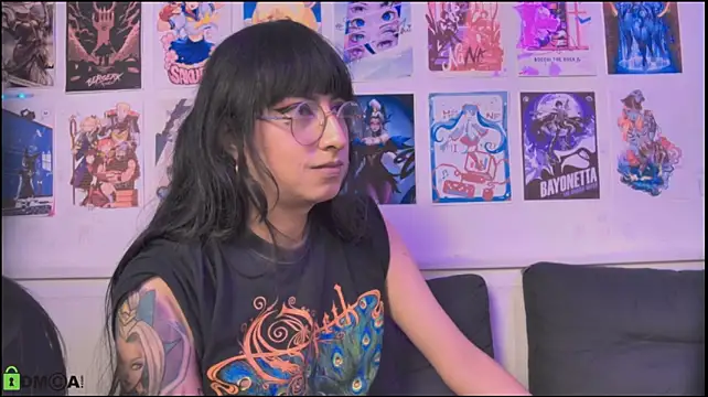 Chatroom XXX en direct de snowblack_