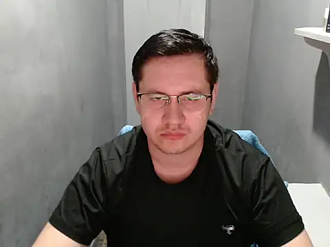 Chat XXX en directo de Max_Marlinn