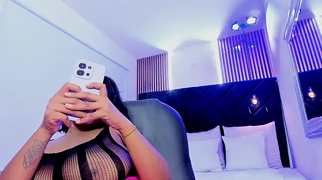 lia_mariana's Live XXX Chat