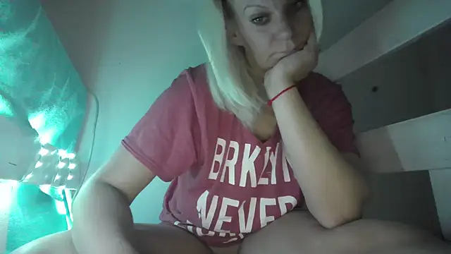 SlyLady Live XXX-chat