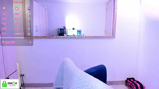 XXX chat uživo modela EricaVanderhill
