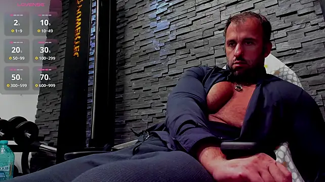 Czat XXX na żywo – David_Big_Daddy