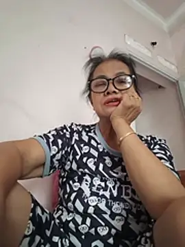 Hotestlove's Live XXX Chat