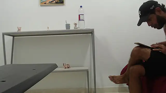 Chat +18 de Tyron_77 ao vivo