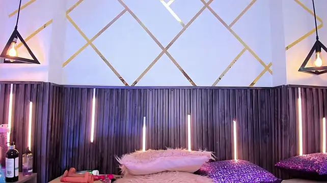 XXX chat uživo modela MeganNightt