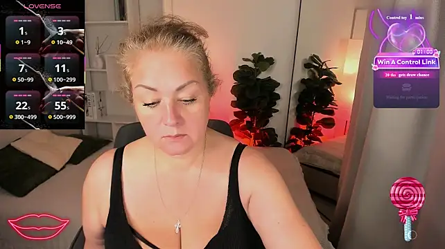Онлайн чат XXX JenniferLight