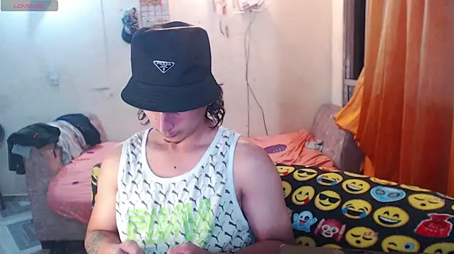 MrKingsaintx's Live XXX Chat