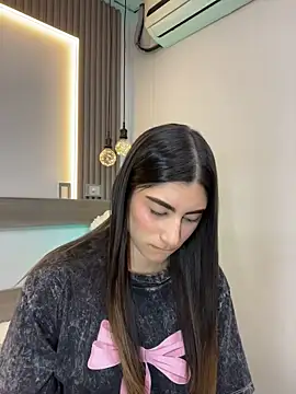 evelyn_hills' Live XXX Chat