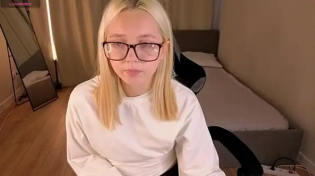 mollyy_snow Live XXX-Chat