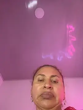 SheraHadee's Live XXX Chat