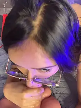 Chat +18 de HappyKittyXXX ao vivo