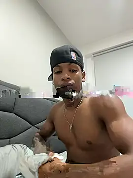 Jhan_Ngg – Naživo XXX chat