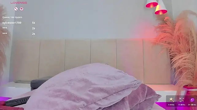 emmiily_z's Live XXX Chat